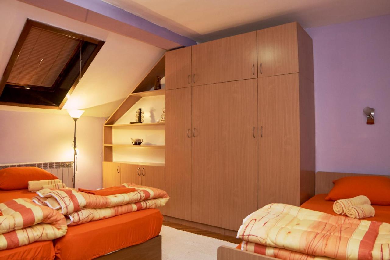 Laufer Hostel Novi Sad Exterior photo